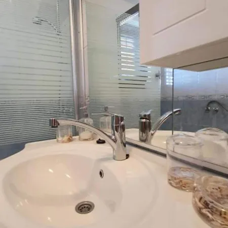 Apartmán Ivan With Terrace And Sea View A3