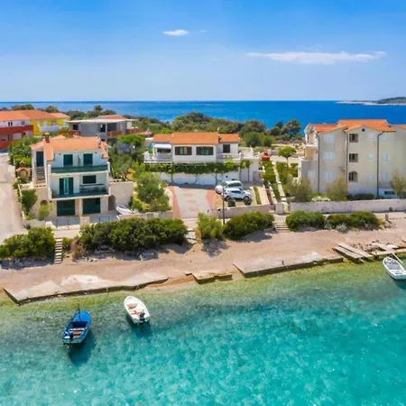 Apartmán Ivan With Terrace And Sea View A3 Rogoznica (Sibenik-Knin)
