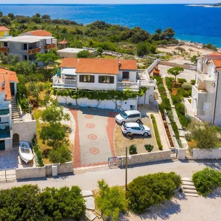 Apartmán Ivan With Terrace And Sea View A3